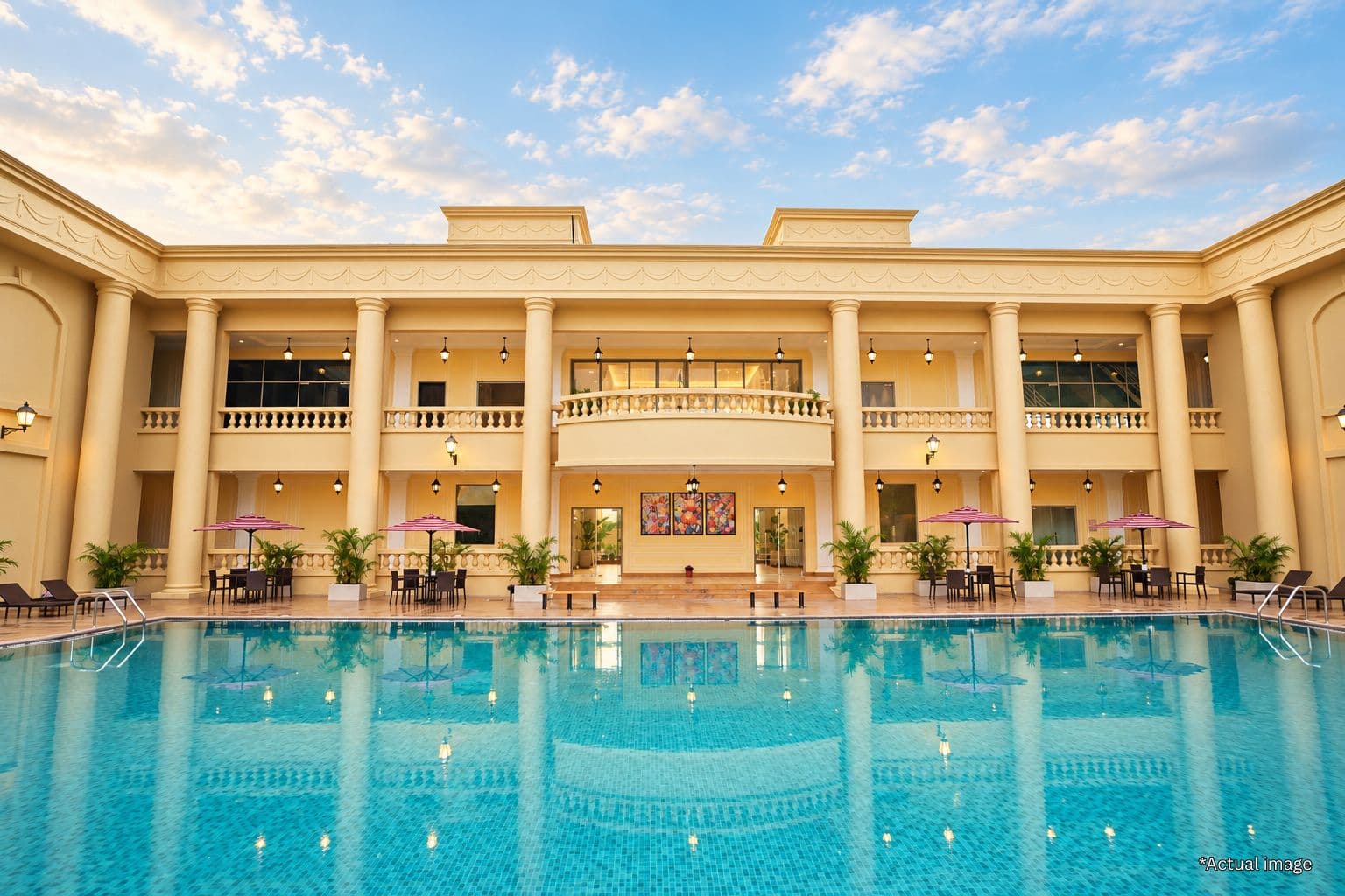 Club de Royale swimming pool at Hiranandani Parks Oragadam